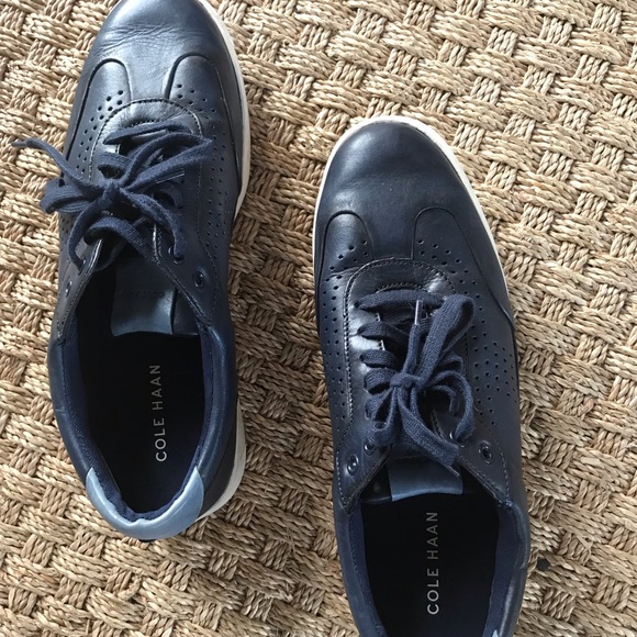 Leather sneakers - Picture 2 of 2